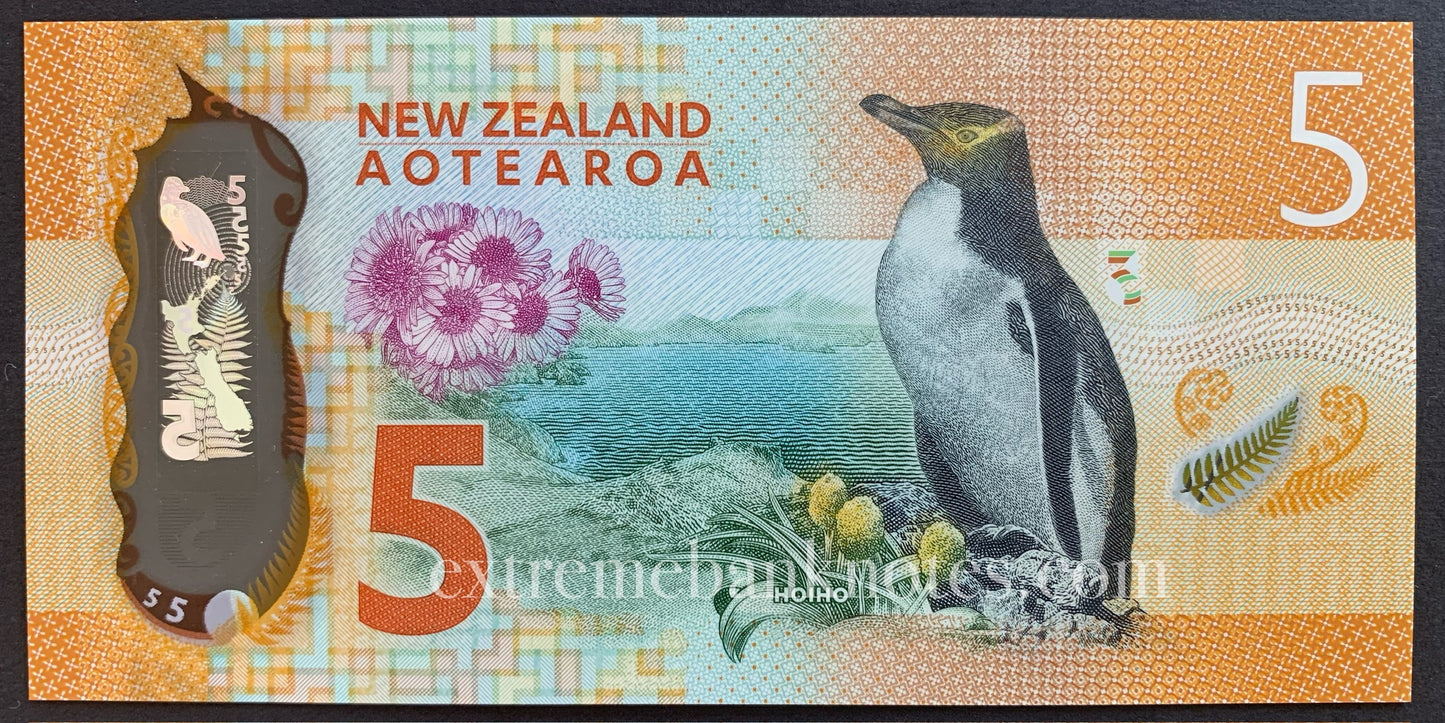 New Zealand 5 Dollars 2015 P-191a UNC
