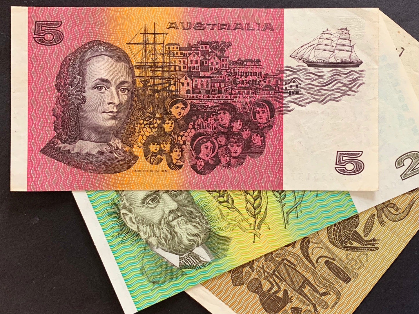 Australia Dollar Set