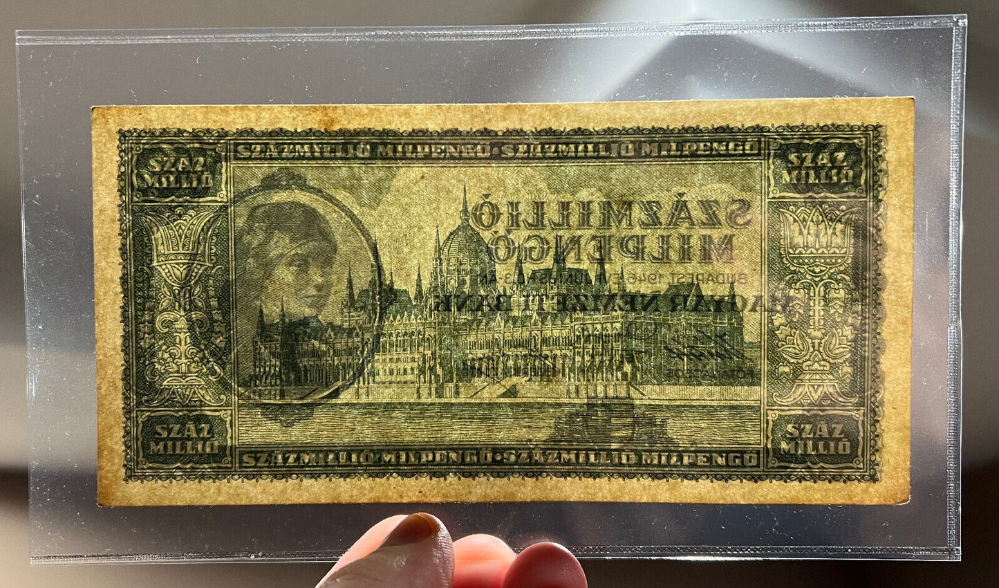 Hungary 100 Millió Milpengő 1946 P#130 (100,000,000,000,000 Pengos)