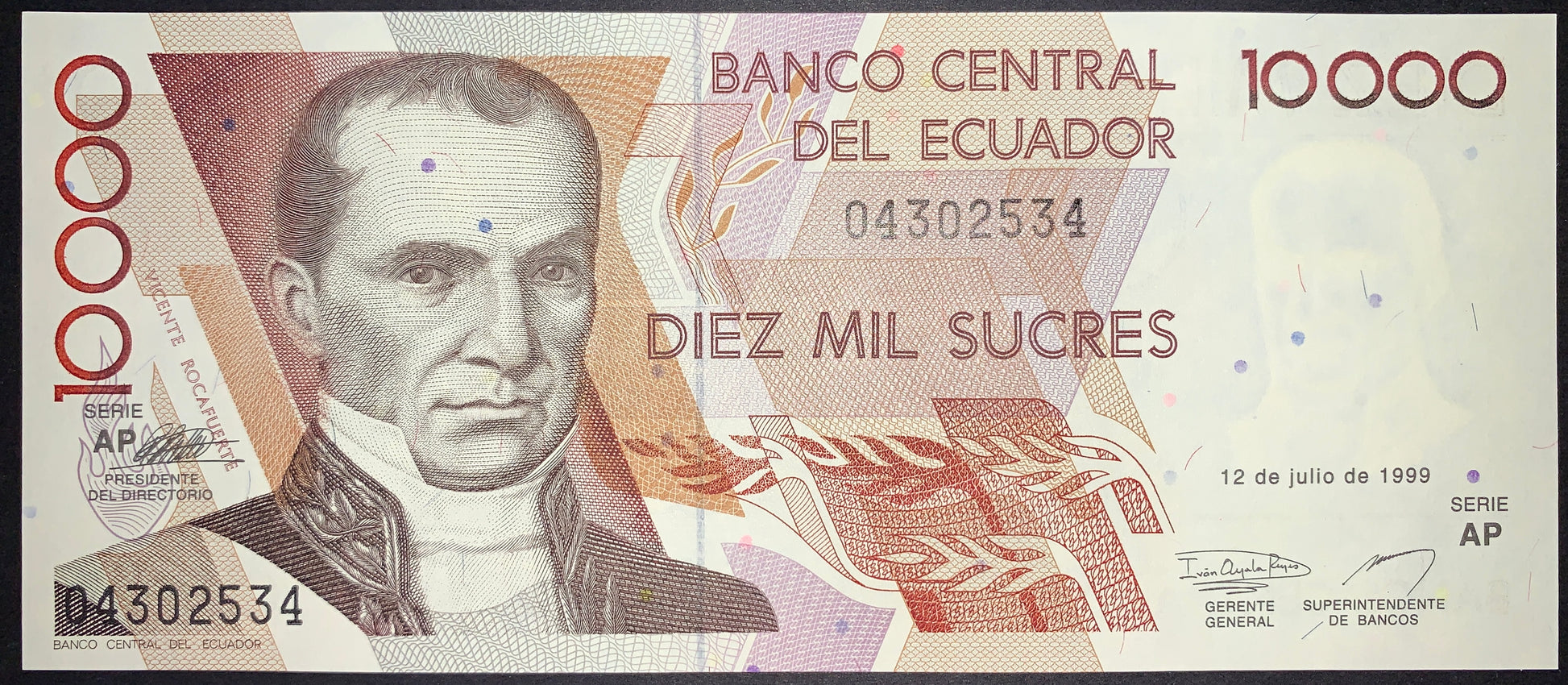 Ecuador 10,000 Sucres 1999 P-127e banknote front showing Vicente Rocafuerte portrait, Banco Central del Ecuador, denomination 10000, and intricate security patterns