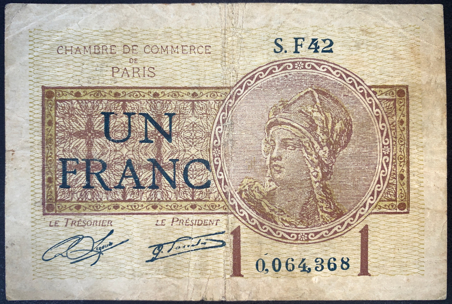 front of France 1 Franc Notgeld 1920 F collectible vintage banknote with Medallion featuring Minerv 