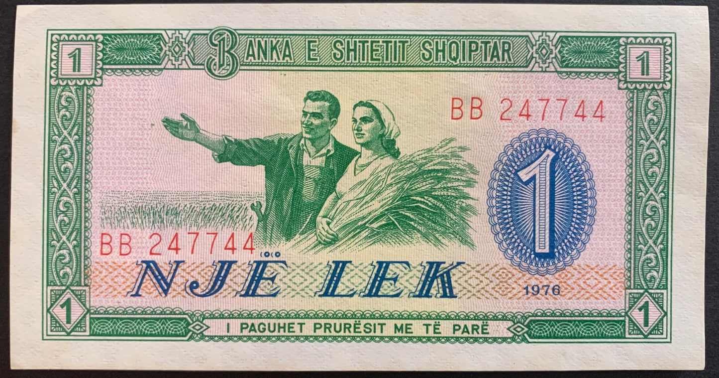 Albanian Lekë Bundle