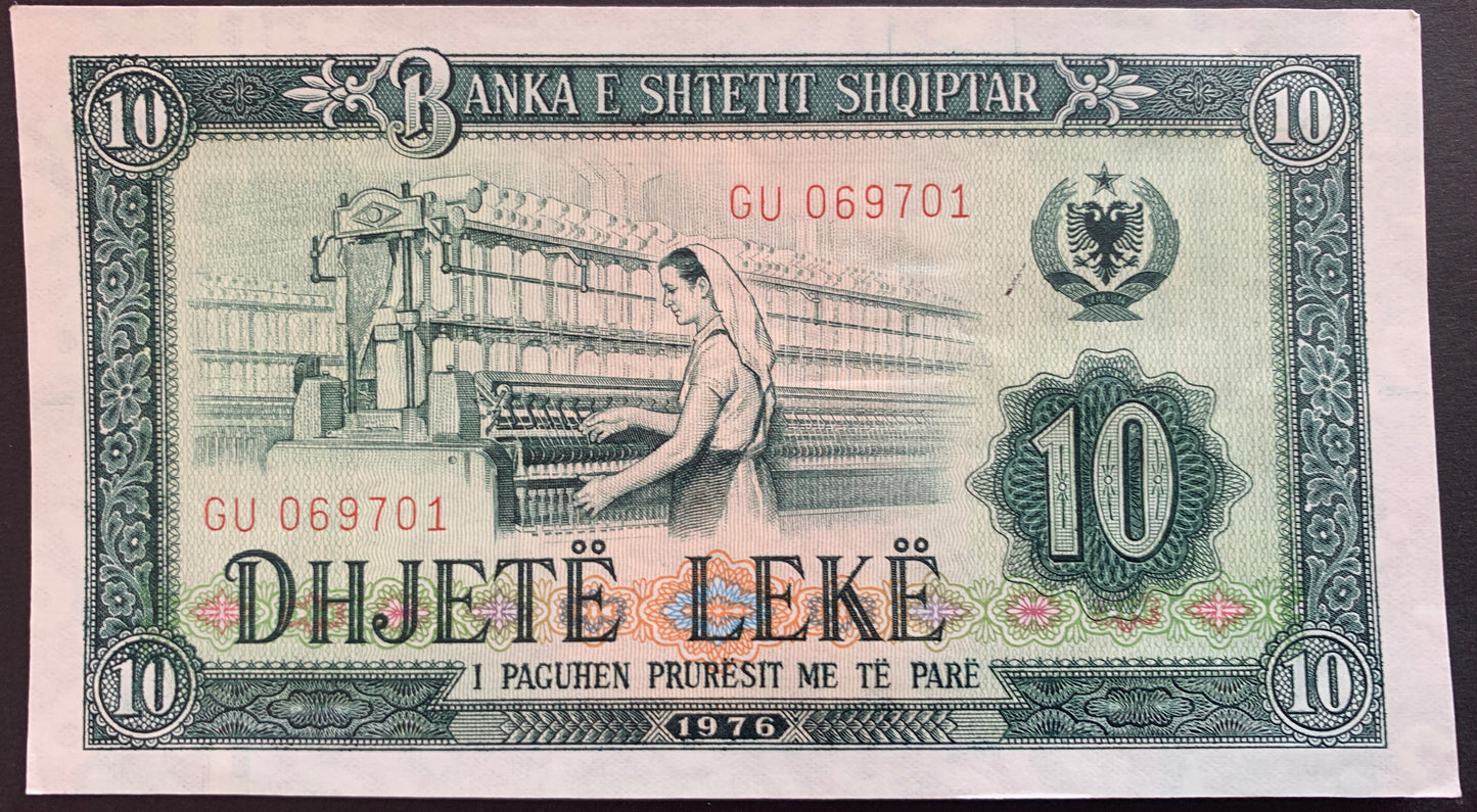 Albanian Lekë Bundle