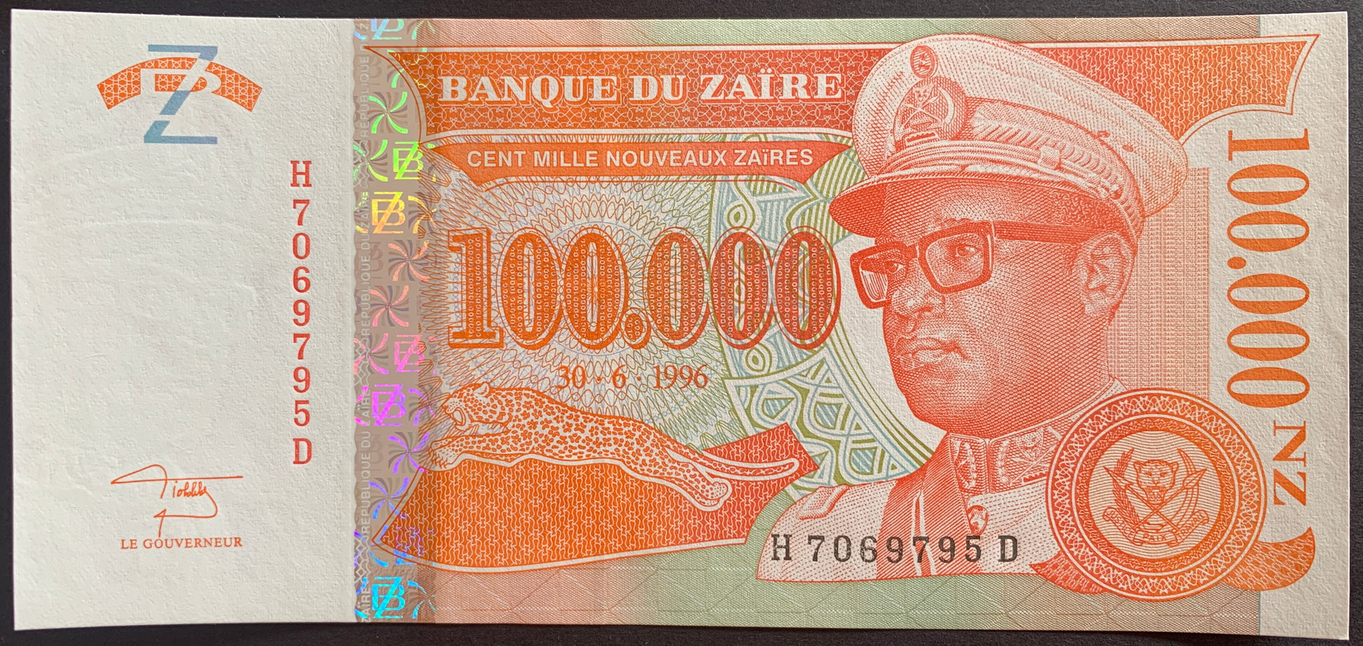 Zaïre 100 000 Nouveaux Zaïres 1996 P-77 banknote with portrait of Mobutu Sese Seko