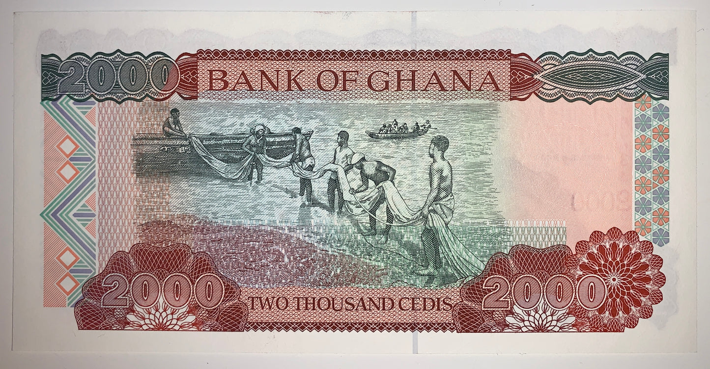 Ghana 2000 Cedis 2001 P-33f UNC banknote with fisherman and net