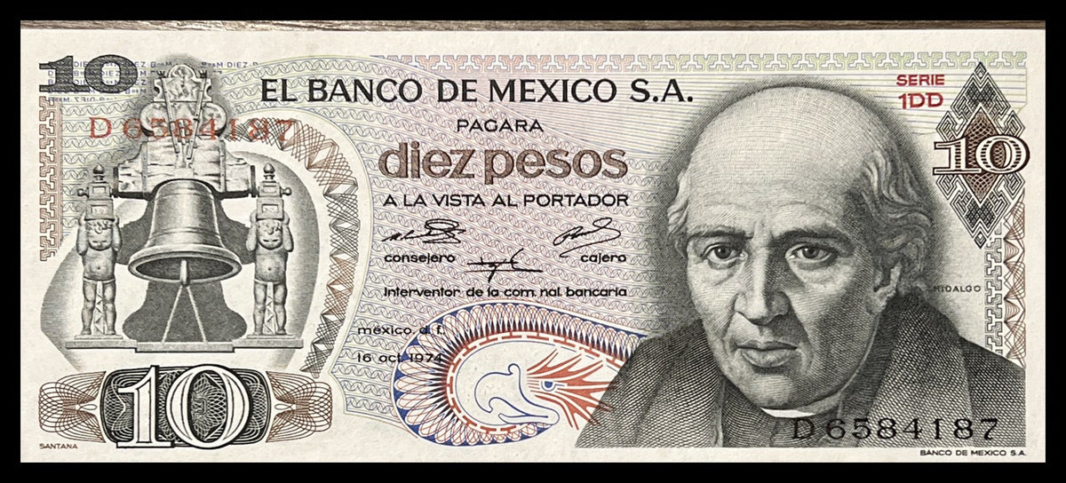 Front view of a nearly uncirculated 1974 Mexico 10 Pesos banknote featuring Miguel Hidalgo and the Bell of Dolores.