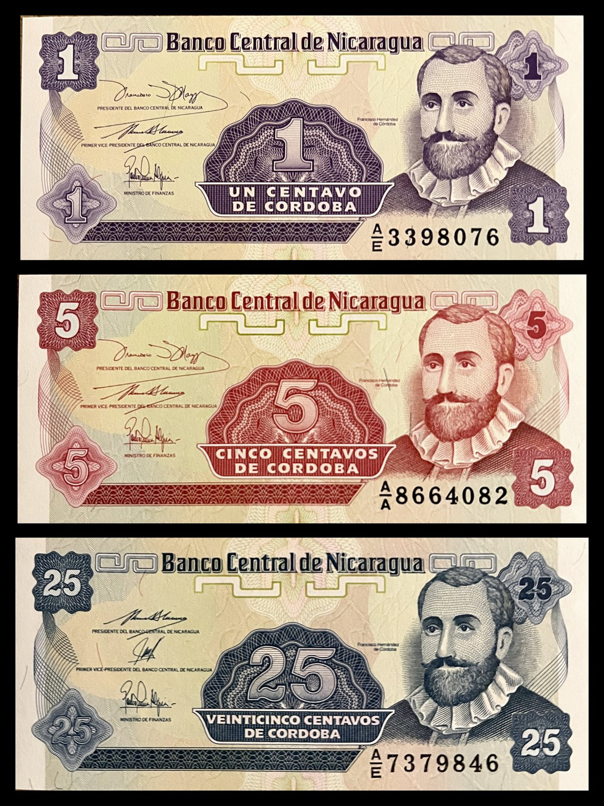 Front view of an uncirculated 1991 Nicaragua 1, 5 and 25 Centavos de Córdoba banknote set featuring the conquistador Francisco Hernández de Córdoba.