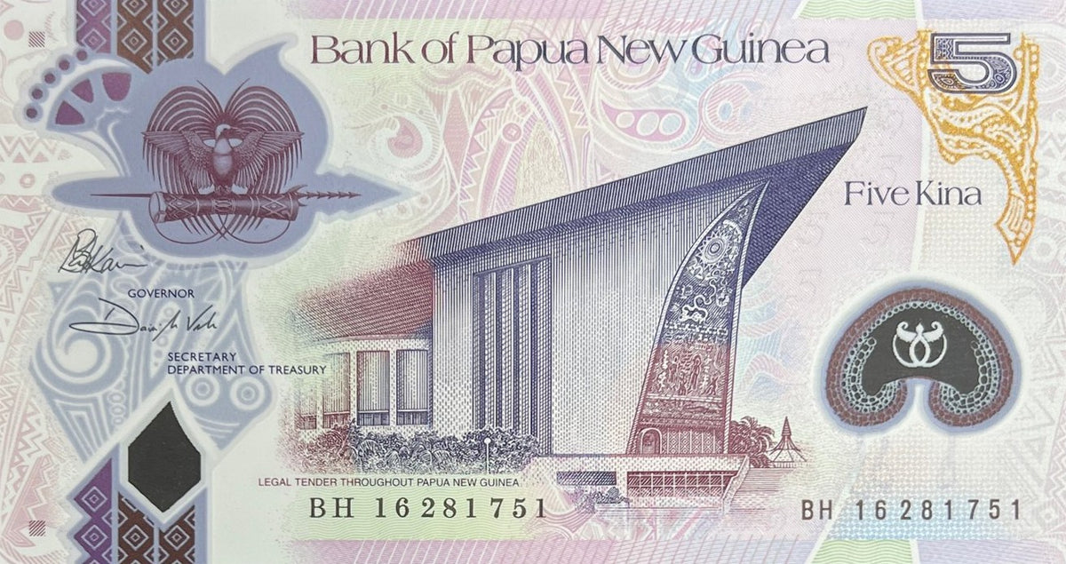 Front view of an uncirculated 2016 Papua New Guinea 5 Kina polymer banknote featuring Parliament House in Port Moresby and the bird of paradise crest.