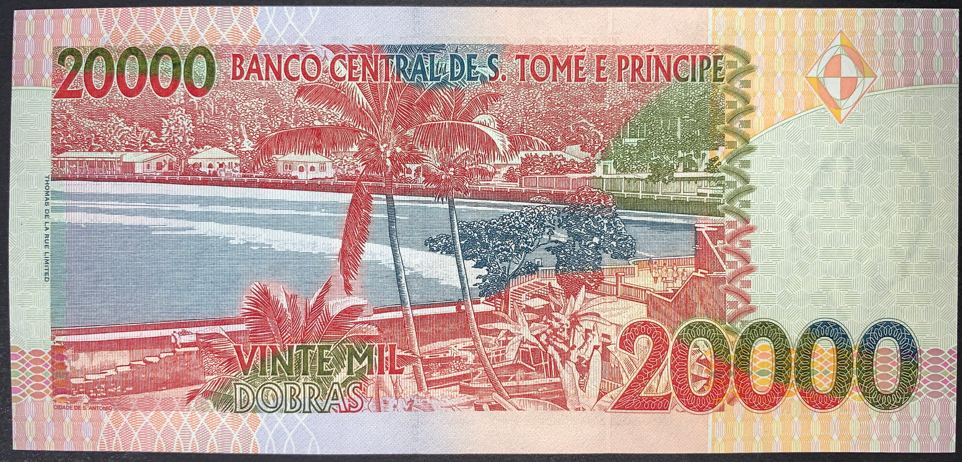 back of São Tomé and Príncipe 20000 Dobras 2013 P-67e collectible adrican banknote